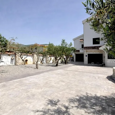 Tanja Villa Plano