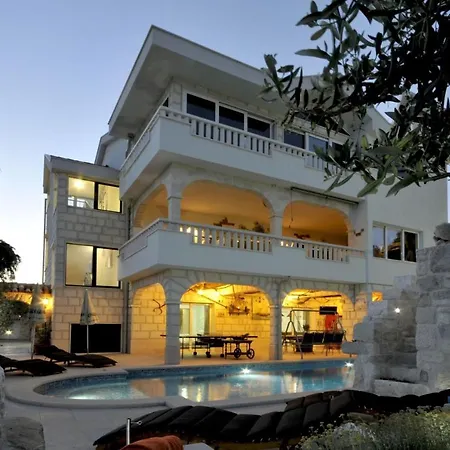 Tanja Villa Plano