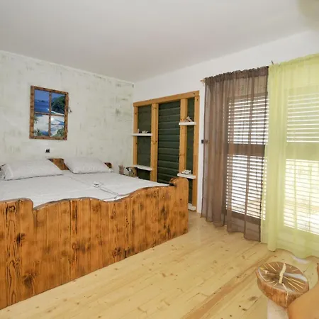 Tanja Villa Plano